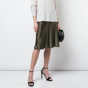 Nili Lotan Lane Army Green Pull-on Skirt - Size 8
